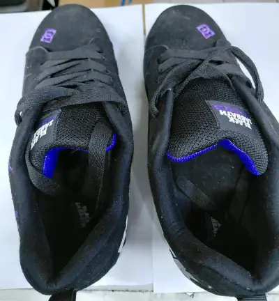 Zapatillas de skate negras y moradas - miniatura 4