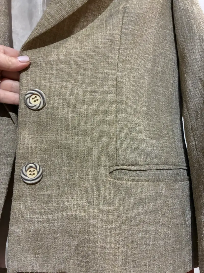 Blazer Ma Griffe,  beige de mujer con dos botones - 3