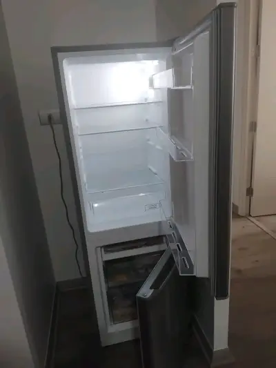 Refrigerador Mademsa de acero inoxidable - miniatura 4