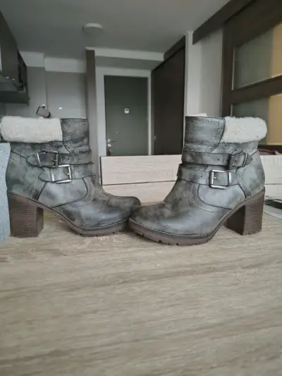 Botines de cuero gris con forro de lana - miniatura 2