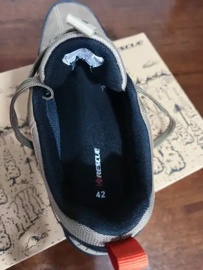 Zapatillas Rascue N°42 nuevas color taupe - miniatura 3