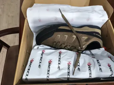 Zapatillas Rascue N°42 nuevas color taupe - miniatura 5