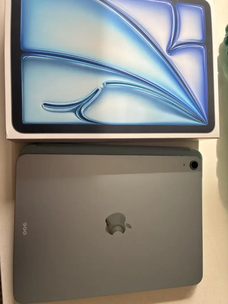 iPad Air M4 11” + Pencil Zagg Pro Stylus 2 + Funda - 6
