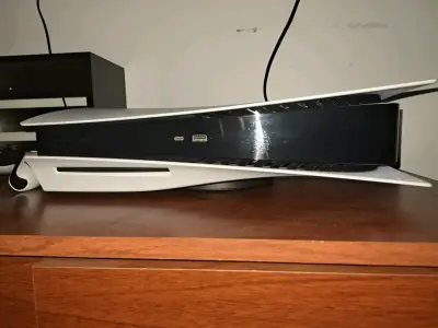 Consola PS5 con 10 juegos físicos - miniatura 4