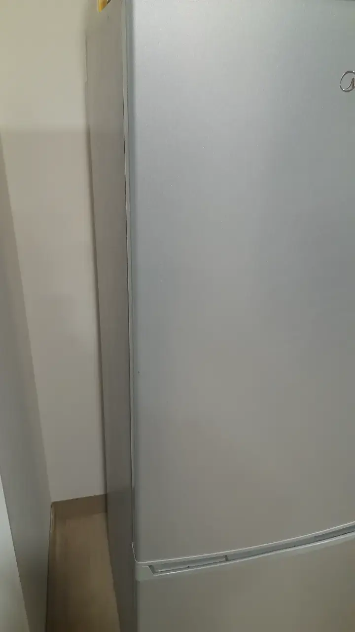 Refrigerador Midea A+ - 4