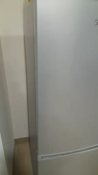 Refrigerador Midea A+ - miniatura 4