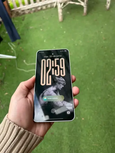 Samsung S25 FE 256GB prácticamente nuevo. - miniatura 3