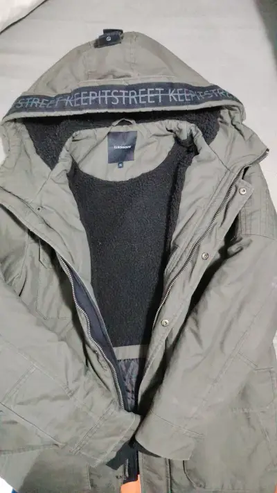 Parka verde con capucha y forro térmico - miniatura 3