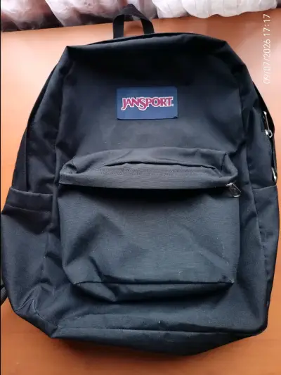 Mochila Jansport negra clásica - miniatura 1