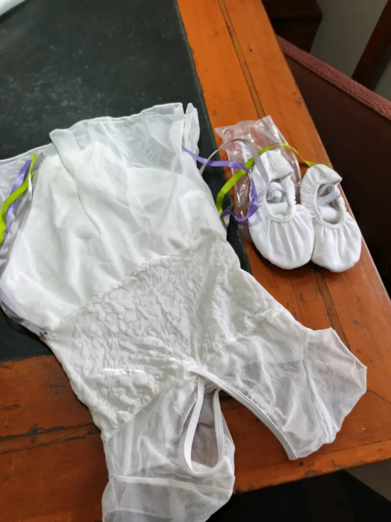 Maya de gimnasia artística talla 8 - 3