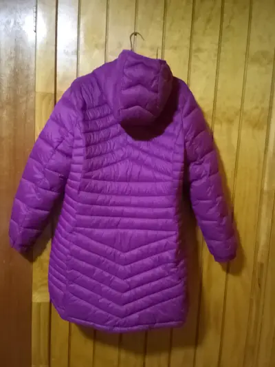Parka de invierno con capucha de piel sintética - miniatura 4