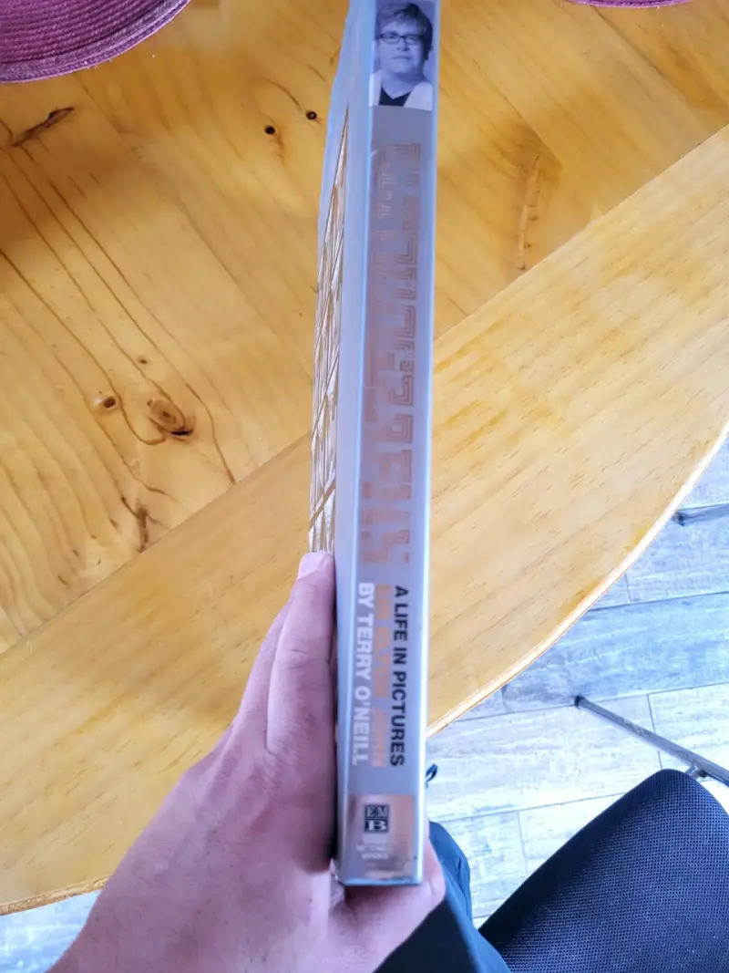 Libro 'Eltonography' de Terry O'Neill - 2