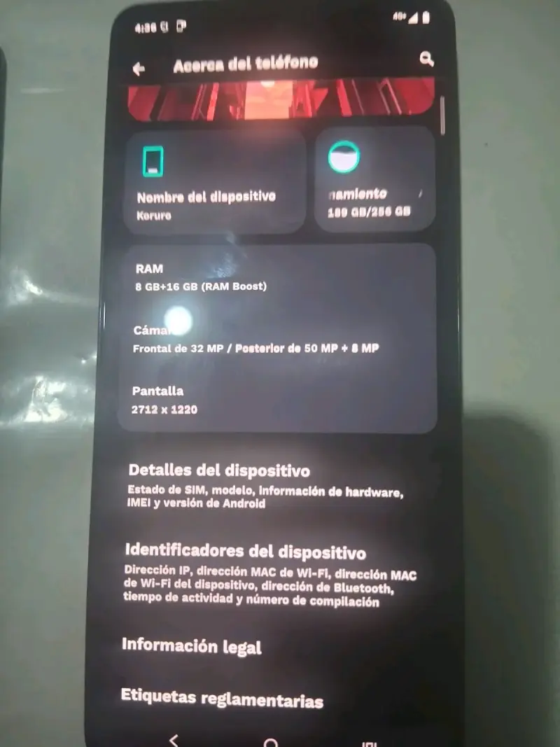 Smartphone Motorola con funda protectora - 3