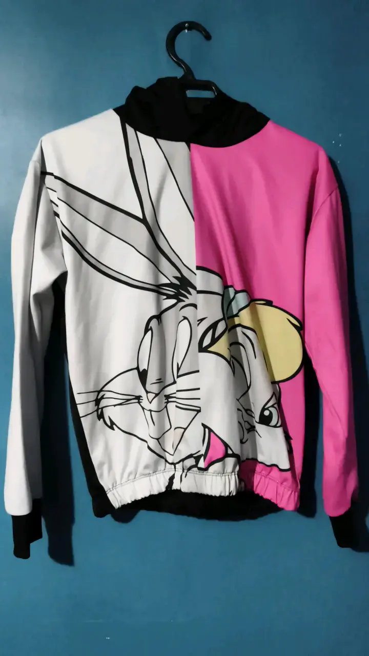 Polerón unisex Bugs Bunny bicolor