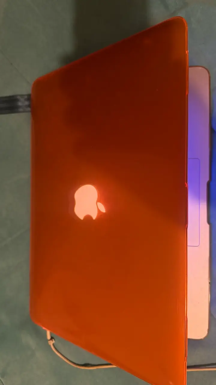 MacBook Air 2017 con macOS Monterey - 2