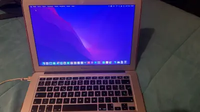 MacBook Air 2017 con macOS Monterey - miniatura 4