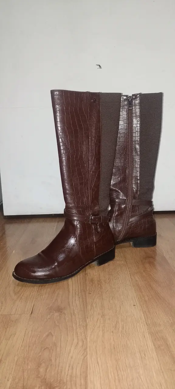 Botas largas de eco cuero marrón para mujer - 2