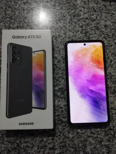 Samsung Galaxy A73 5G con caja original - miniatura 1