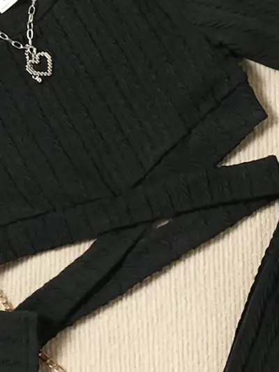 Conjunto para niña con top cruzado - miniatura 4