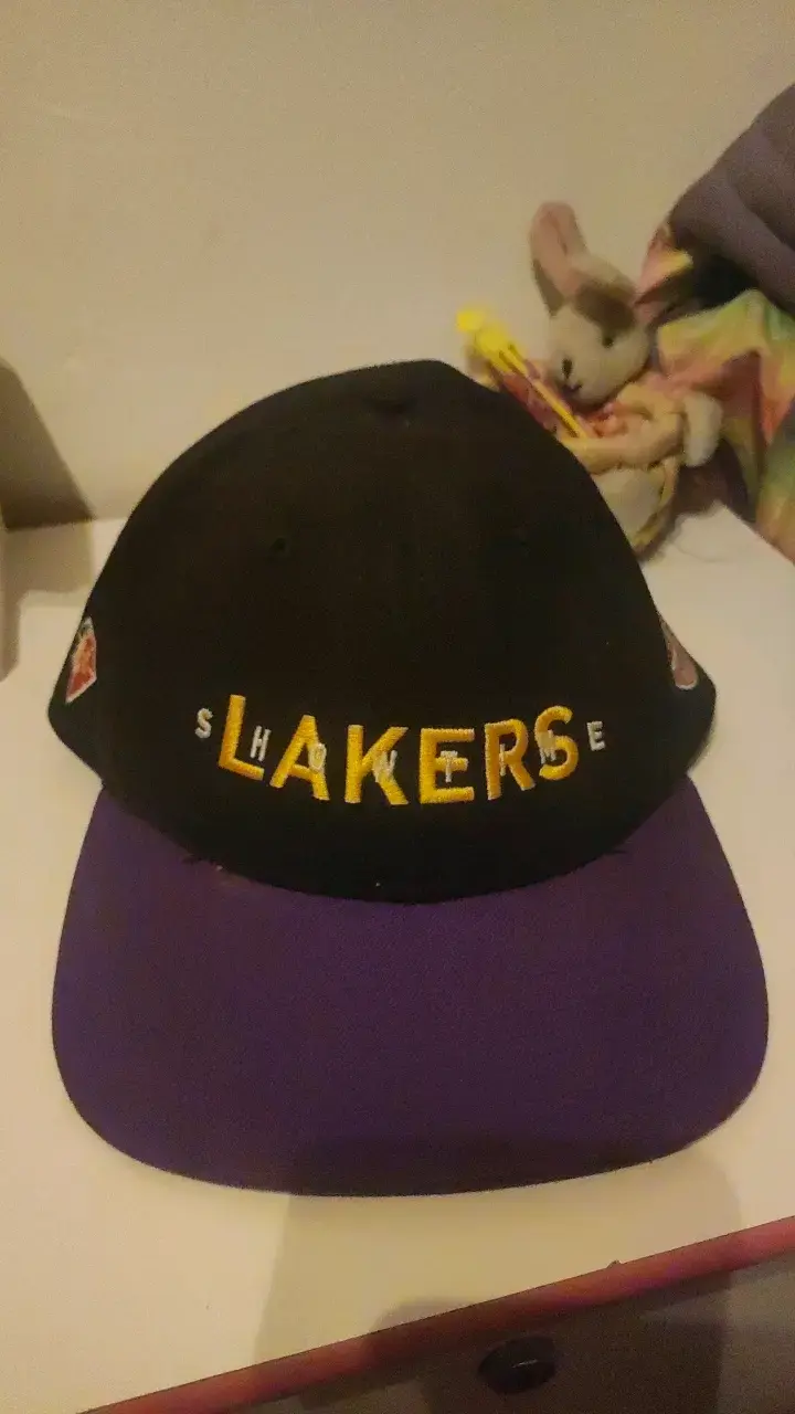 Gorra Lakers negra y morada - 1