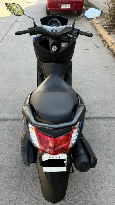 Scooter Yamaha NMAX 155 azul en buen estado - miniatura 5
