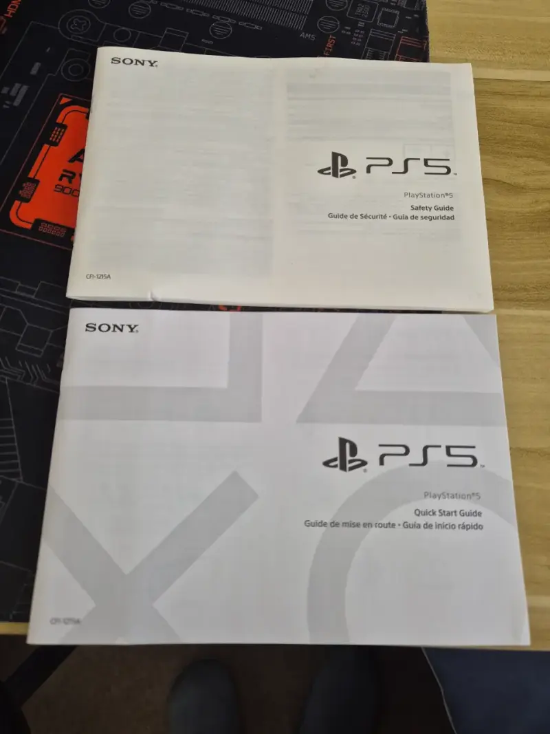 Consola Sony PlayStation 5 con control - 3
