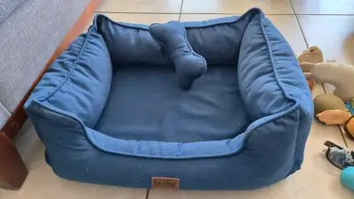 Cama para perro Leeby beige acolchada - miniatura 2