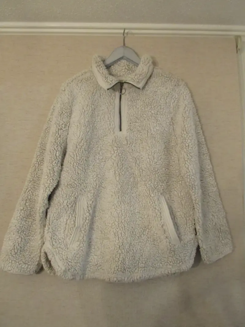 CORDERITO beige con medio cierre