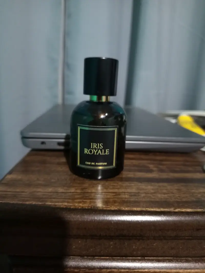 Perfume Iris Royale de Pastor Fragrances