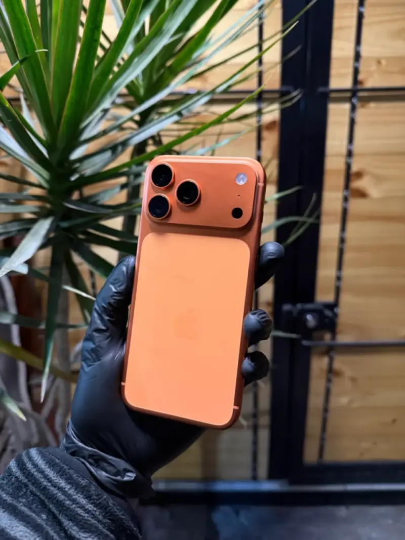 iPhone 17 Pro Max en caja - 3