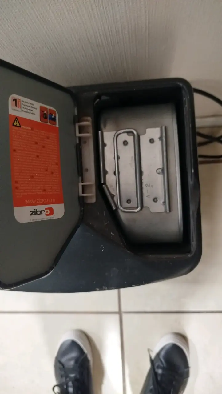 Estufa Toyotomi SRE 713 en buen estado - 4