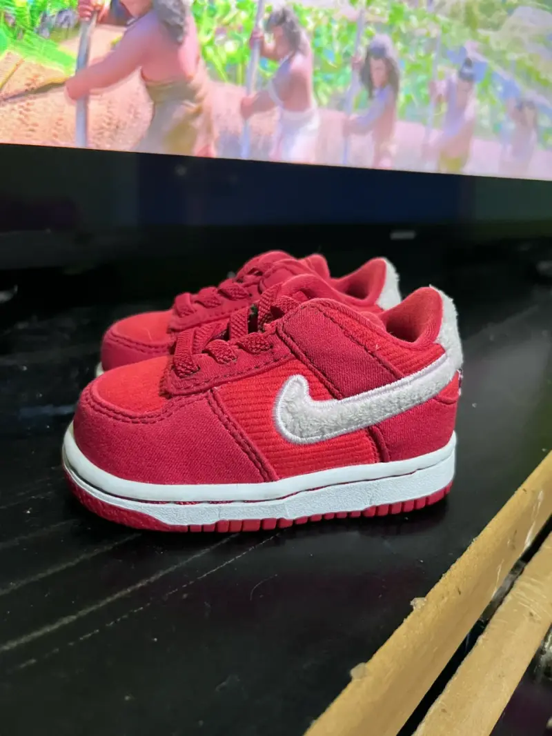 Zapatillas Nike dunk Valentine’s day 18.5 nuevas - 3