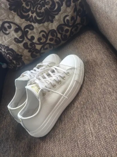 Zapatillas blancas Converse All Star clásicas - miniatura 2