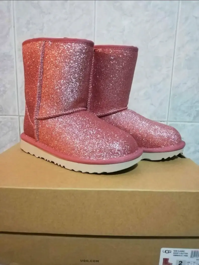 Botas UGG brillantes para niña color rosa - 1