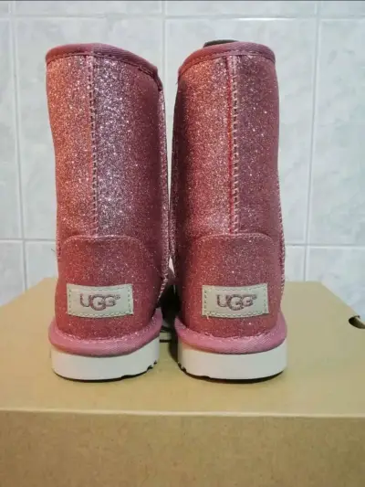 Botas UGG brillantes para niña color rosa - miniatura 2