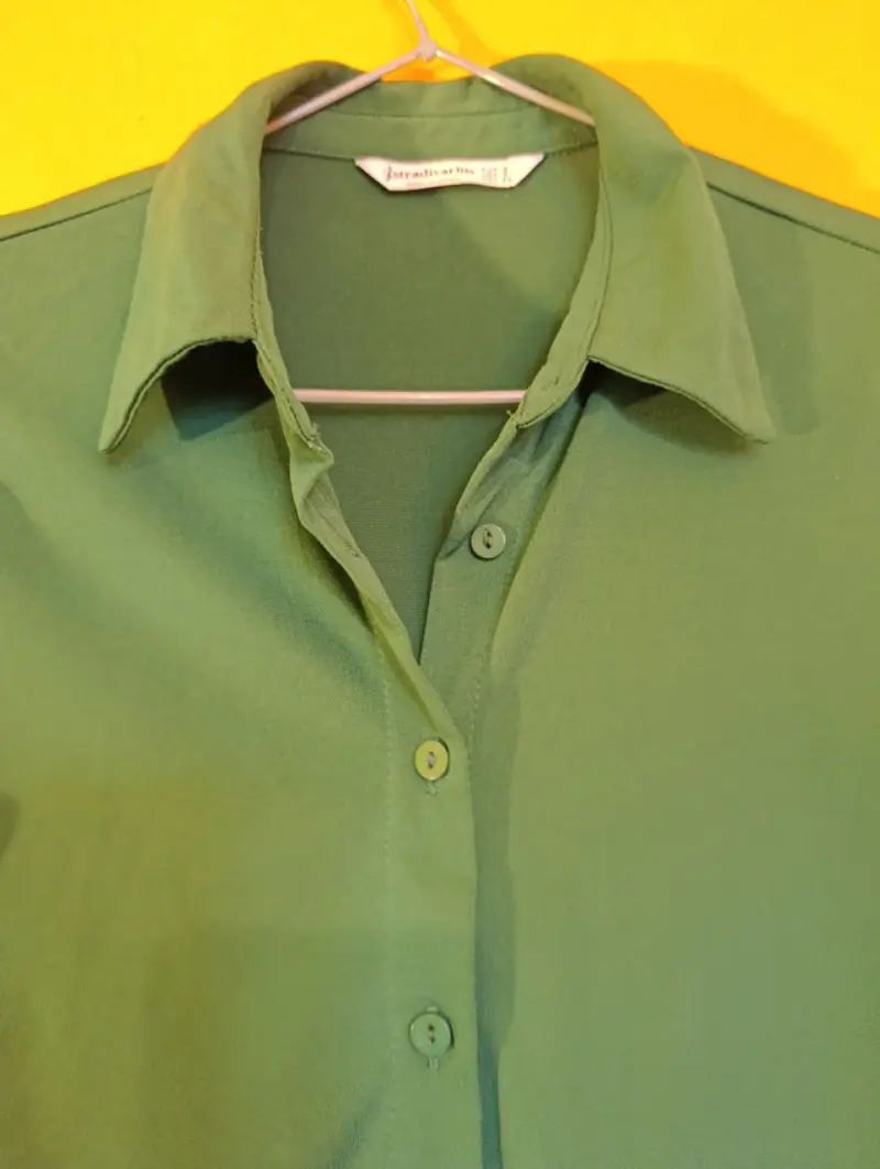 Camisa verde de manga larga para mujer - 2