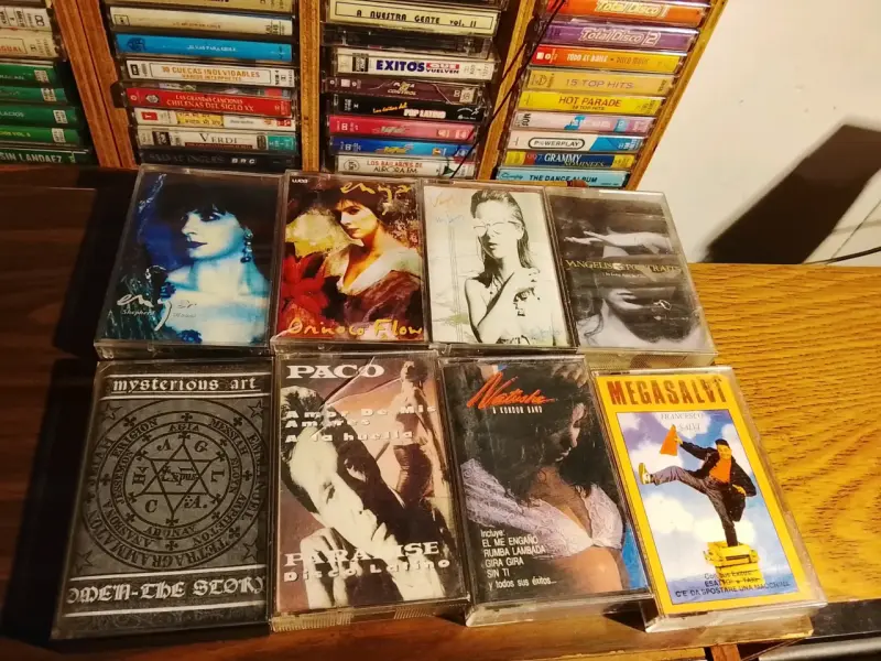 Lote de 50 cassettes originales - 2