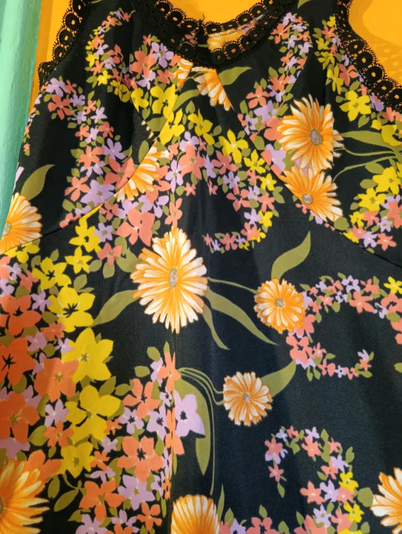 Vestido vintage floral sin mangas para mujer - 2