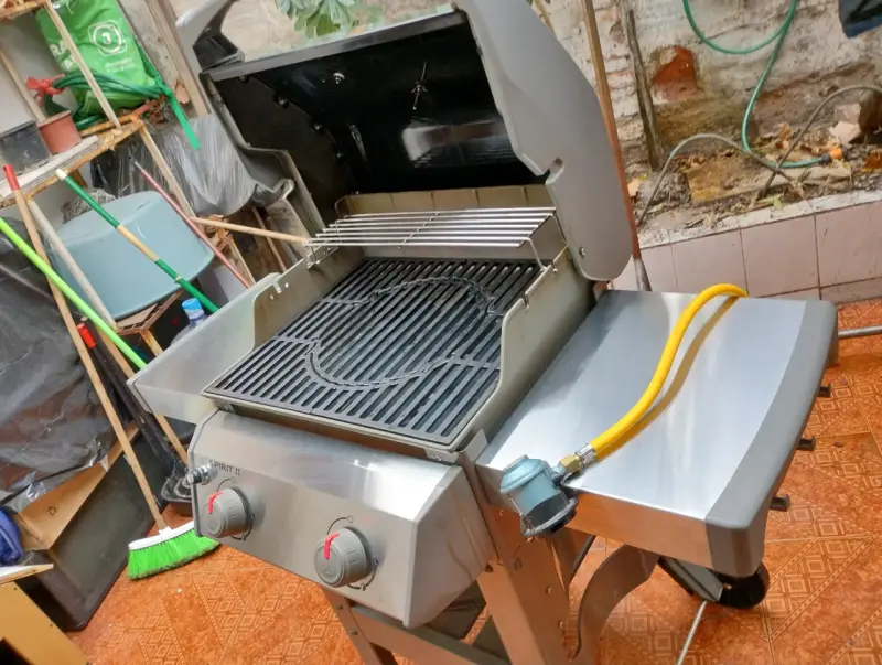 Parrilla de gas con rejilla de hierro fundido - 3