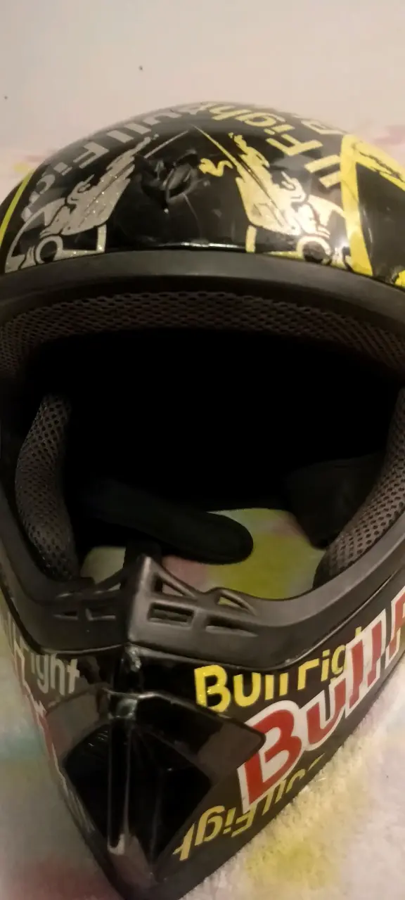 Casco Bullfight para motocross negro y amarillo - 3