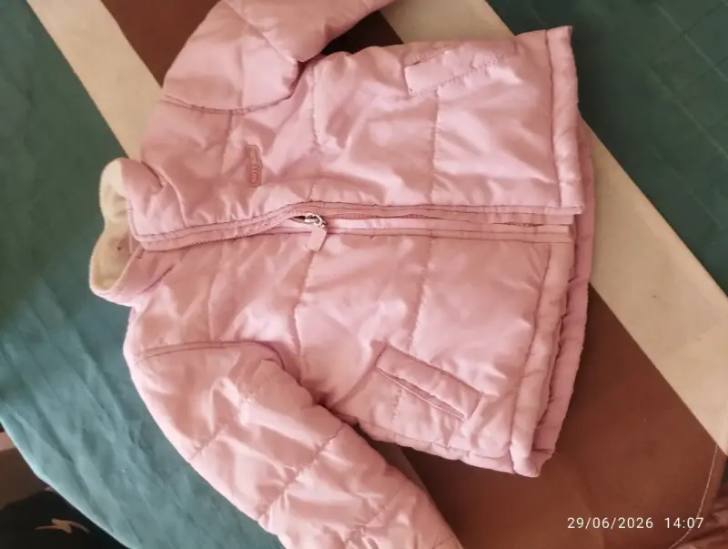 Chaqueta de invierno con capucha y forro polar - 4