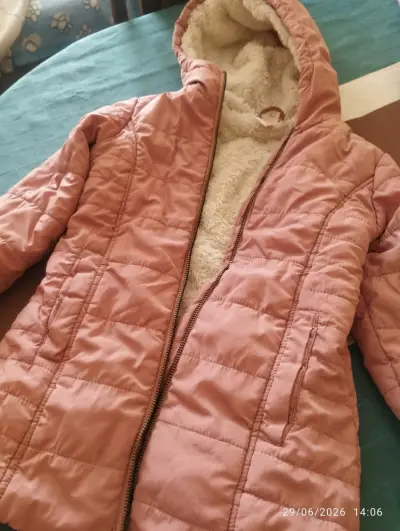 Chaqueta de invierno con capucha y forro polar - miniatura 5