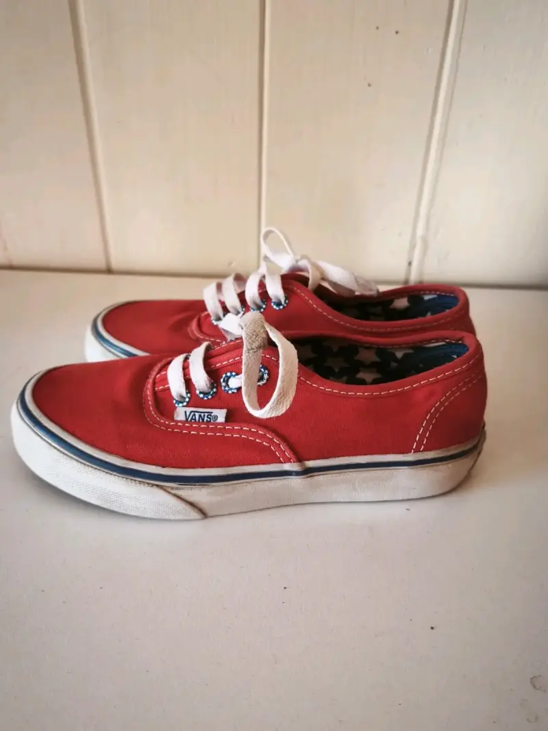 Zapatillas Vans rojas clásicas para niña - 1
