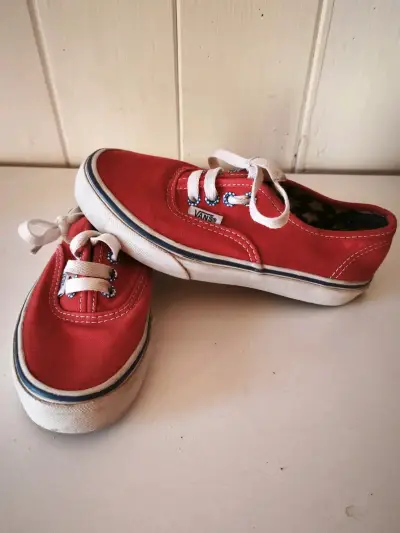 Zapatillas Vans rojas clásicas para niña - miniatura 4