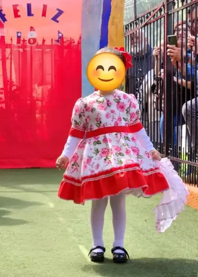 Hermoso vestido de huasa - miniatura 1