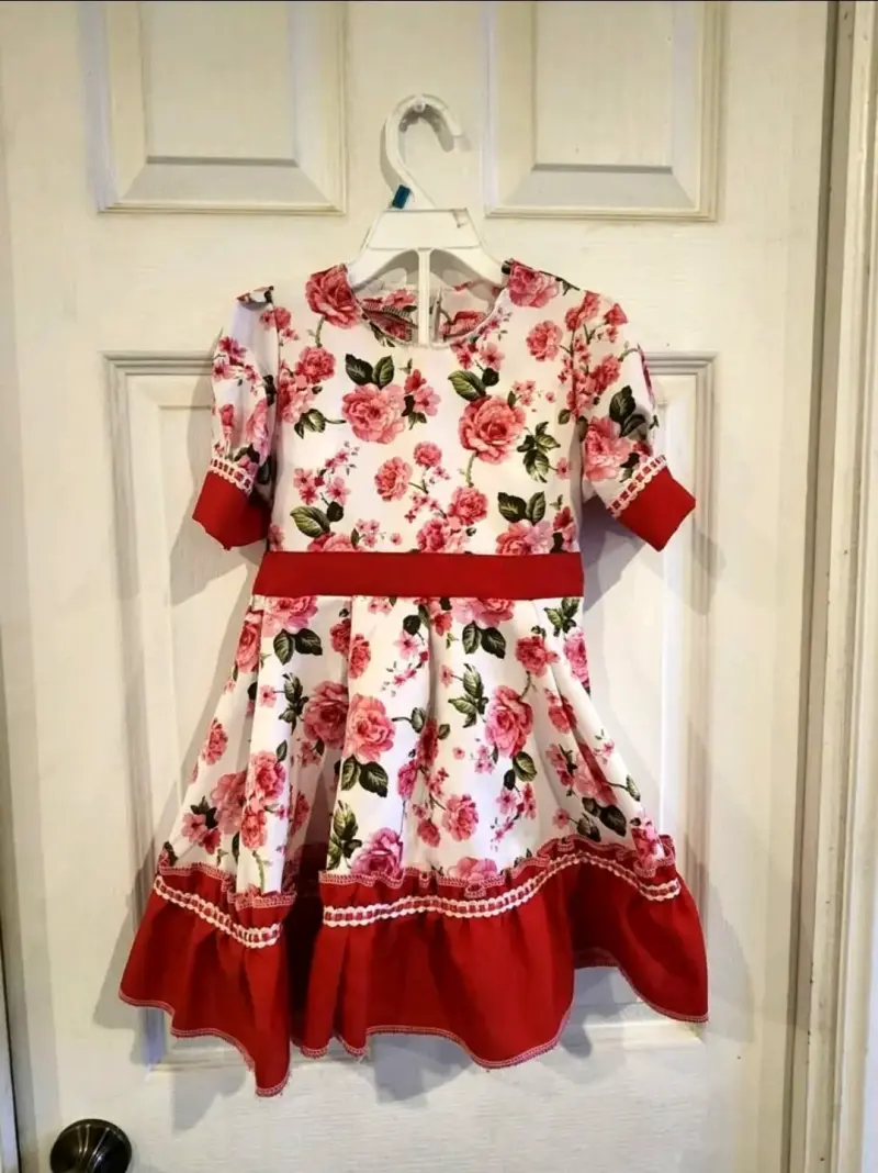 Hermoso vestido de huasa - 2