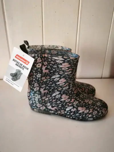 Botas de lluvia infantiles con diseño floral - miniatura 2