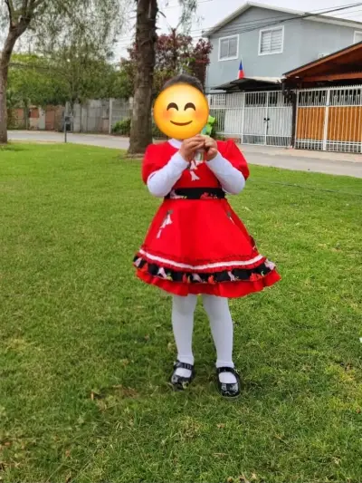 Lindo vestido de huasa - miniatura 1