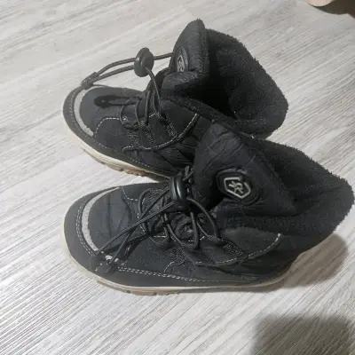 Botas de invierno negras para niños - miniatura 1