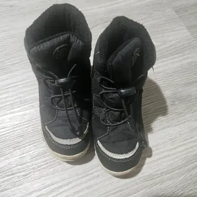 Botas de invierno negras para niños - miniatura 2